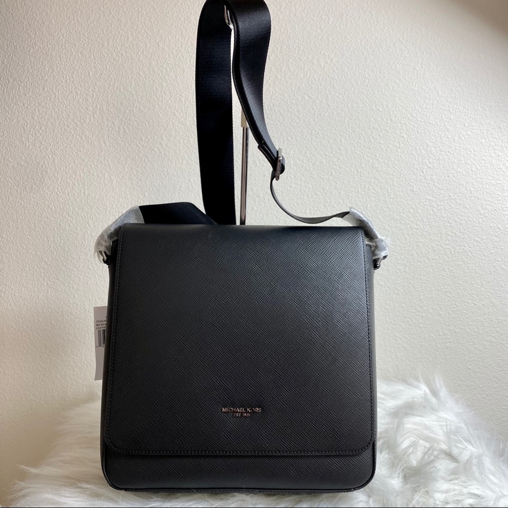 Michael Kors Men’s Leather Messenger Bag